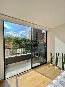 Apartamento de 2 alcobas en venta en Laureles, Medellín, 94 m² · foto 4 de 18