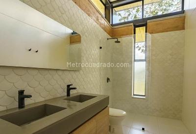 Casa de 3 alcobas en venta en Rionegro, Rionegro, 300 m² · foto 8 de 10