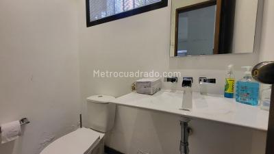Casa de 3 alcobas en venta en Loma Del Campestre, Medellín, 654 m² · foto 17 de 20