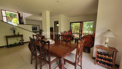 Casa de 3 alcobas en venta en Loma Del Campestre, Medellín, 654 m² · foto 20 de 20