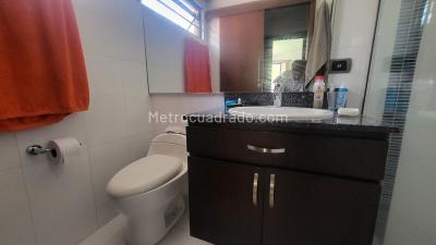Casa de 3 alcobas en venta en Loma Del Campestre, Medellín, 654 m² · foto 5 de 20