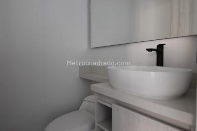 Apartamento de 1 alcoba en venta en Loma De Los Gonzalez, Medellín, 88 m² · foto 6 de 13