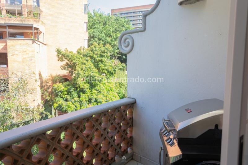 Spacious 3BR Apartment in Loma Del Campestre