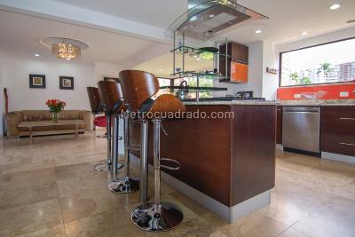 Apartamento de 4 alcobas en venta en Los Balsos, Medellín, 378 m² · foto 12 de 17