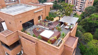 Apartamento de 4 alcobas en venta en Los Balsos, Medellín, 378 m² · foto 15 de 17