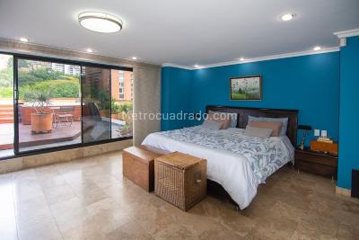Apartamento de 4 alcobas en venta en Los Balsos, Medellín, 378 m² · foto 5 de 17