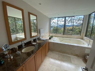 Casa de 4 alcobas en venta en Tablacito, Rionegro, 461 m² · foto 14 de 20