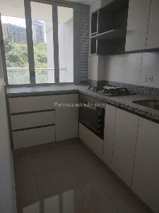 Apartamento de 3 alcobas en venta en Aves Maria, Sabaneta, 86 m² · foto 4 de 16