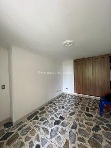 Apartamento en venta en Laureles, Medellín · foto 2 de 15