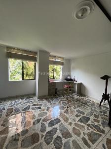 Apartamento en venta en Laureles, Medellín · foto 5 de 15