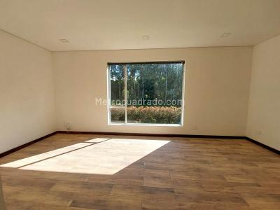 Casa de 5 alcobas en venta en Llanogrande, Rionegro, 500 m² · foto 11 de 20