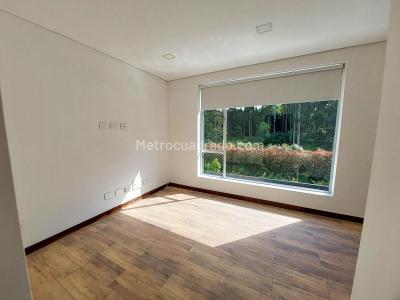 Casa de 5 alcobas en venta en Llanogrande, Rionegro, 500 m² · foto 14 de 20