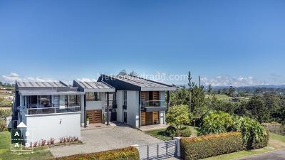 Casa de 4 alcobas en venta en Vereda El Tablazo, Rionegro, 734 m² · foto 5 de 20