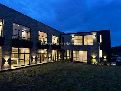 Casa de 4 alcobas en venta en Alto De Palmas, Envigado, 430 m² · foto 11 de 20