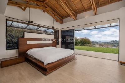 Casa de 4 alcobas en venta en Alto De Palmas, Envigado, 550 m² · foto 7 de 14