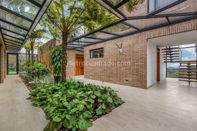 Casa de 4 alcobas en venta en Alto De Palmas, Envigado, 550 m² · foto 9 de 14