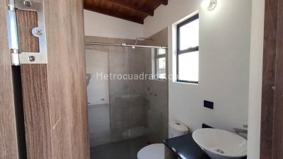 Casa de 3 alcobas en venta en Barro Blanco, Rionegro, 225 m² · foto 11 de 14
