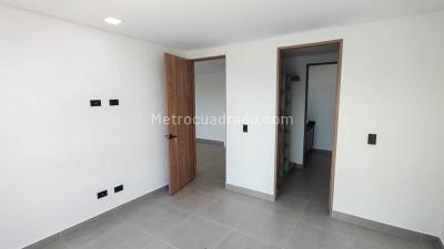 Casa de 3 alcobas en venta en Barro Blanco, Rionegro, 225 m² · foto 9 de 14