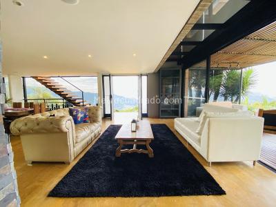 Casa de 4 alcobas en venta en Las Palmas, Medellín, 570 m² · foto 10 de 16