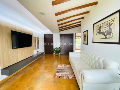 Casa de 4 alcobas en venta en Las Palmas, Medellín, 570 m² · foto 5 de 16