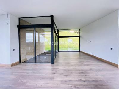 Casa de 4 alcobas en venta en Las Palmas, Medellín, 471 m² · foto 14 de 14