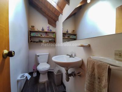 Casa en venta en Loma Del Escobero, Envigado · foto 16 de 20