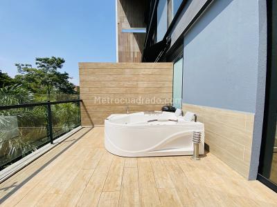 Apartamento en venta en Altos Del Poblado, Medellín · foto 11 de 20