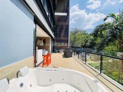 Apartamento en venta en Altos Del Poblado, Medellín · foto 14 de 20