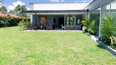 Casa de 3 alcobas en venta en Llano Grande, Rionegro, 480 m² · foto 2 de 9