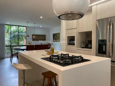 Apartamento en venta en Provenza, Medellín · foto 2 de 14