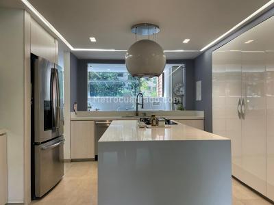 Apartamento en venta en Provenza, Medellín · foto 5 de 14