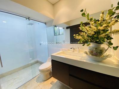 Casa de 4 alcobas en venta en Santa Elena, Medellín, 750 m² · foto 17 de 20