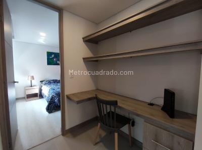 Apartamento en arriendo en Camino Verde, Envigado · foto 10 de 12