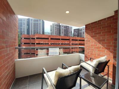 Apartamento en arriendo en Camino Verde, Envigado · foto 4 de 12