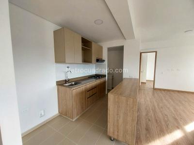 Apartamento de 2 alcobas en arriendo en Barro Blanco, Rionegro, 77 m² · foto 3 de 10