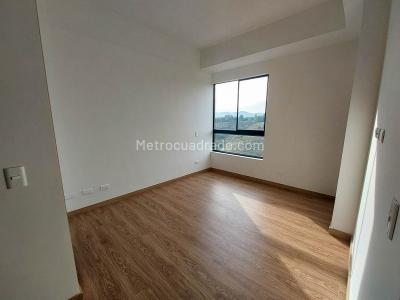 Apartamento de 2 alcobas en arriendo en Barro Blanco, Rionegro, 77 m² · foto 4 de 10
