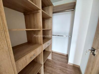 Apartamento de 2 alcobas en arriendo en Barro Blanco, Rionegro, 77 m² · foto 8 de 10