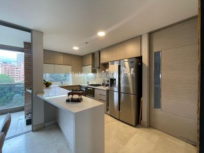 Apartamento en arriendo en Provenza, Medellín · foto 2 de 18
