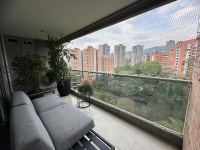 Apartamento en arriendo en Provenza, Medellín · foto 4 de 18
