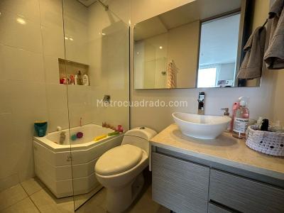 Apartamento en arriendo en Provenza, Medellín · foto 10 de 18