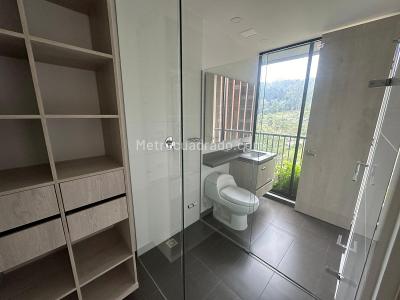 Apartamento de 2 alcobas en venta en Las Palmas, Medellín, 92 m² · foto 12 de 17