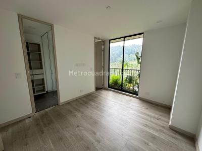 Apartamento de 2 alcobas en venta en Las Palmas, Medellín, 92 m² · foto 14 de 17
