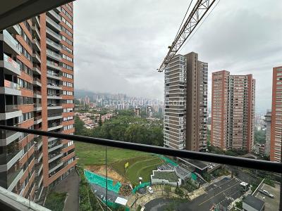 Apartamento de 2 alcobas en venta en Las Palmas, Medellín, 92 m² · foto 3 de 17