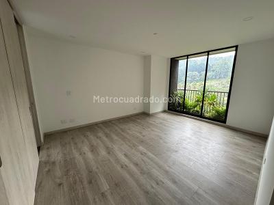 Apartamento de 2 alcobas en venta en Las Palmas, Medellín, 92 m² · foto 7 de 17