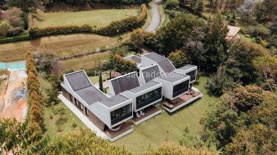 Casa de 3 alcobas en venta en Llano Grande, Rionegro, 500 m² · foto 6 de 20