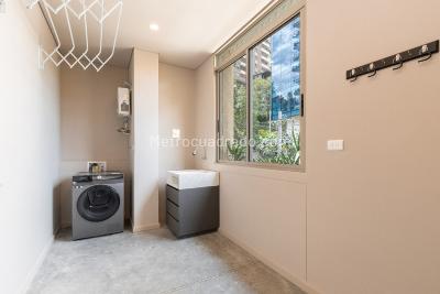 Apartamento en venta en El Poblado, Medellín · foto 6 de 17