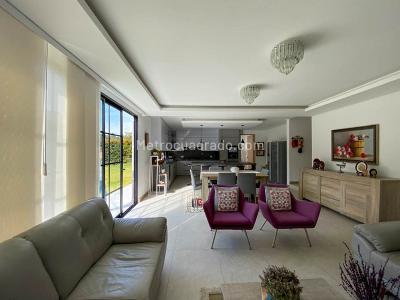 Casa de 2 alcobas en venta en Rionegro, Rionegro, 230 m² · foto 8 de 19