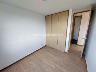 Apartamento de 3 alcobas en arriendo en Los Colegios, Rionegro, 75 m² · foto 13 de 14