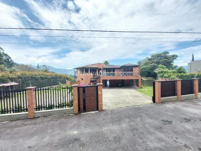Casa en Arriendo, Loma Del Chocho, Envigado