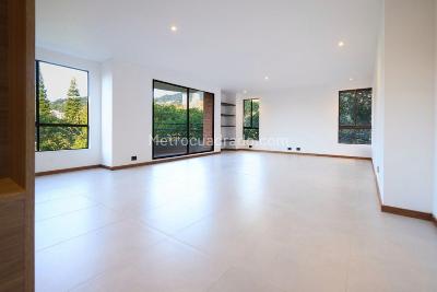 Apartamento de 3 alcobas en arriendo en El Tesoro, Medellín, 175 m² · foto 13 de 20